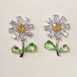 Daisy Floral Crystal Earrings